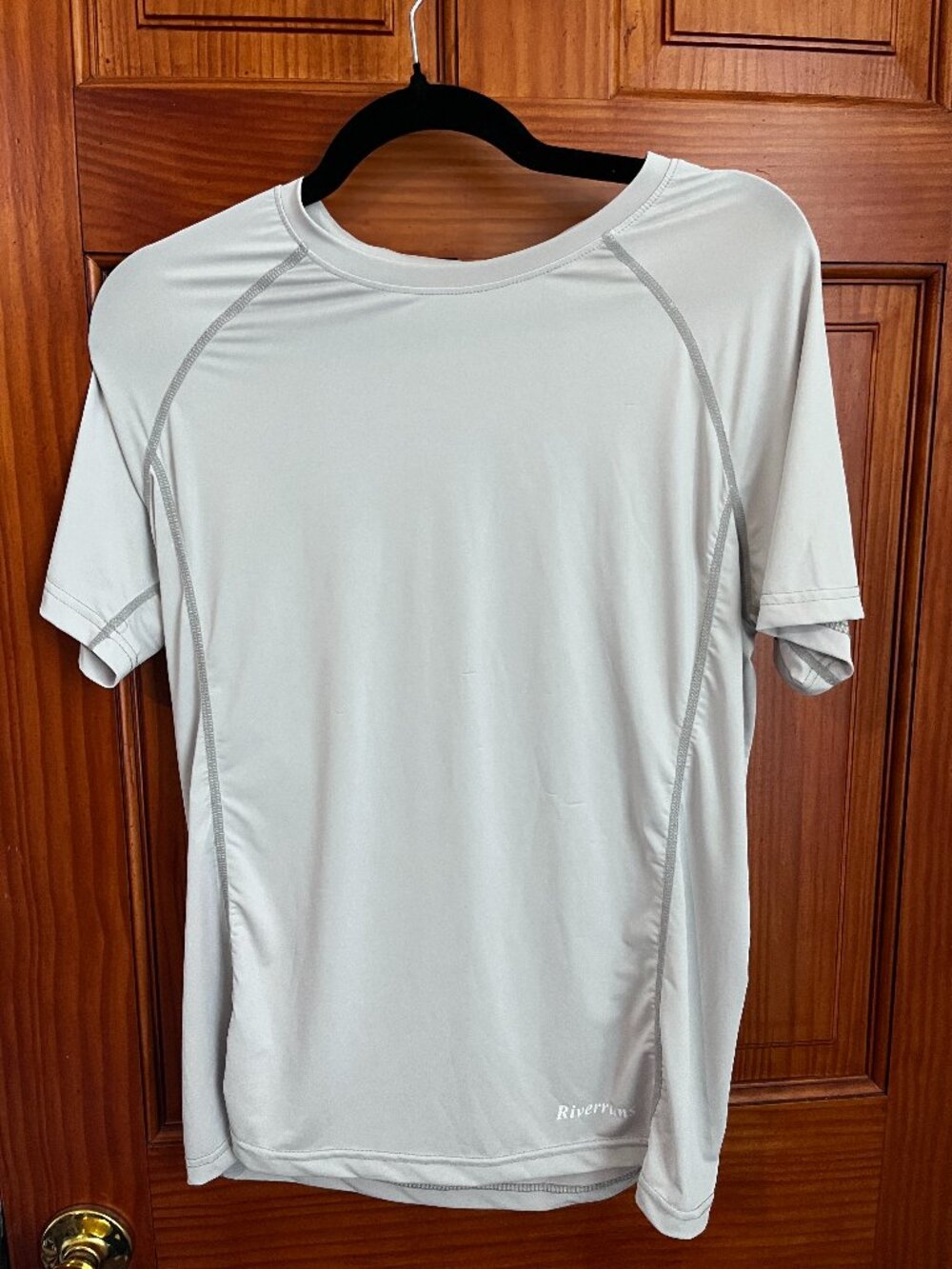 Riverruns Gray Short Sleeve Athletic T-Shirt